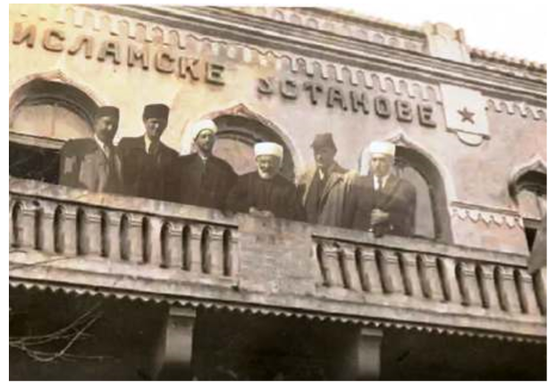 Hasan Zvizdiq, Aqif Blyta, myftiu Murat ef. Sukiq, Mulla Jakup Kardoviç, avokat Shefkija Kapixhiç dhe Hafiz Ramiz 